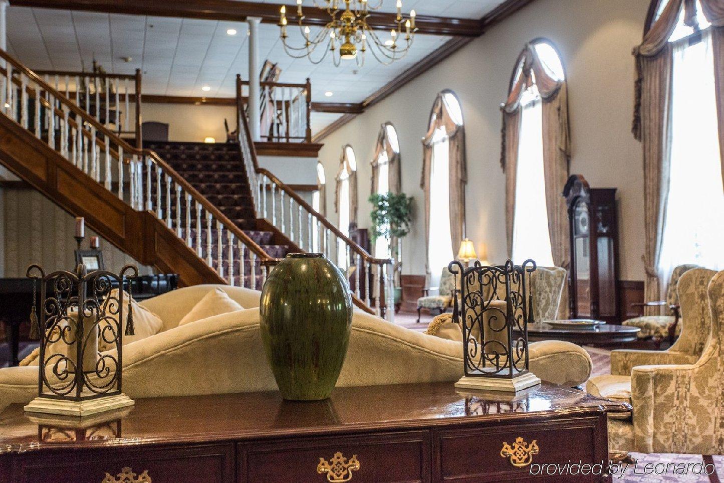 Colonial Hotel Gardner Extérieur photo